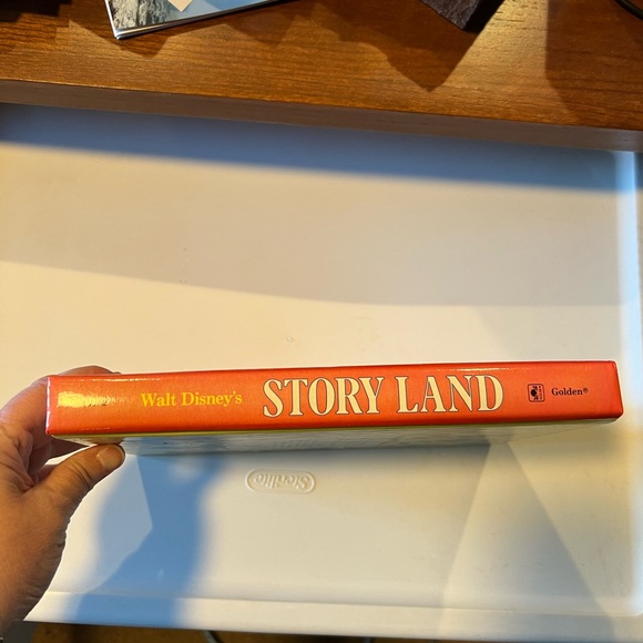 Golden books Walt Disney’s Storyland. Published 1987 version. - Picture 3 of 4